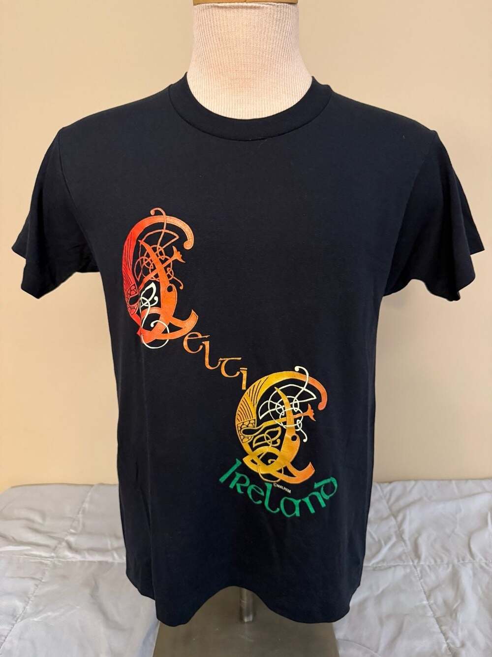 Malham Vintage Celtic Ireland Graphic T-Shirt Black S/M